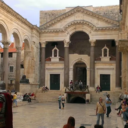 Διαμέρισμα Filipovic, 3 Min Walk To The Σπλιτ