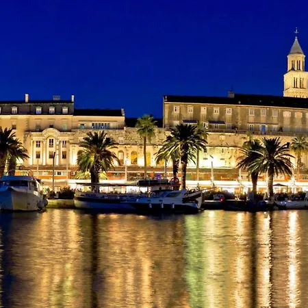 Filipovic, 3 Min Walk To The